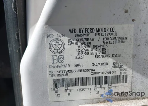 2014 Ford F-250 Xlt z USA, uszkodzony, nr VIN 1FT7W2B63EEB30794